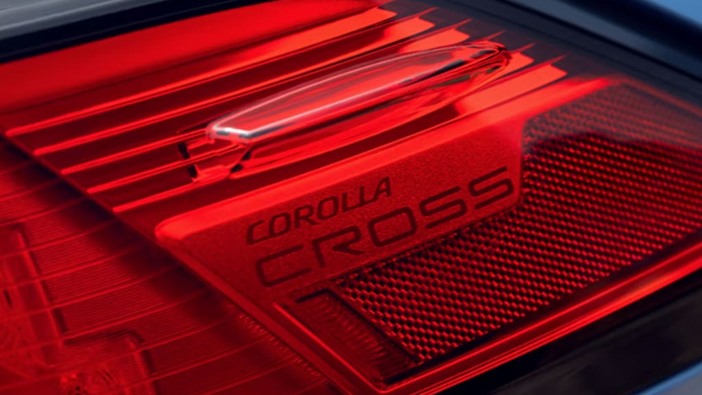 Corolla-Cross--exterior-11