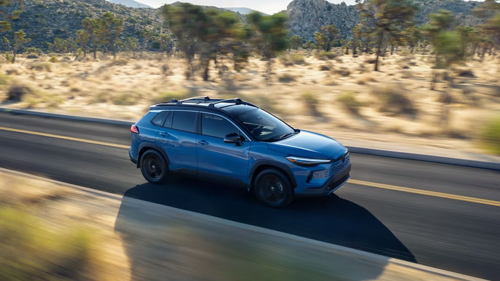 Corolla-Cross--exterior-16