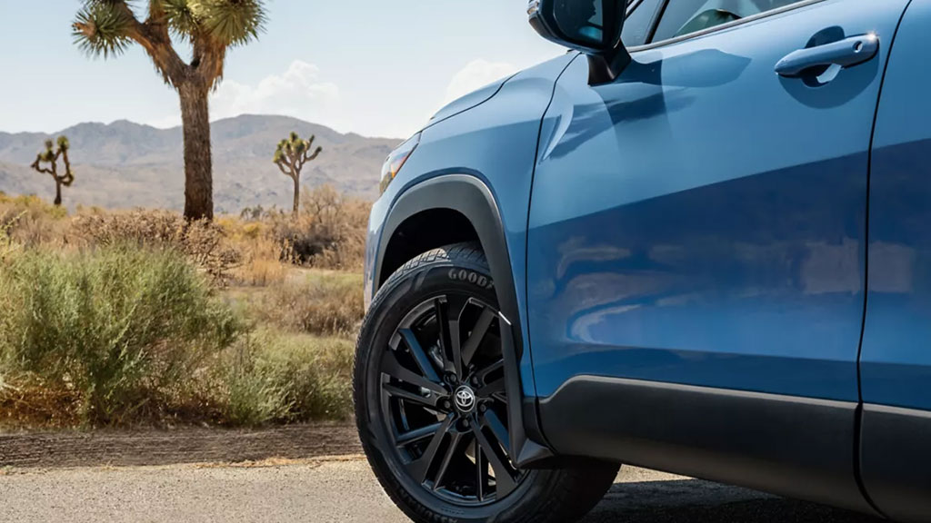 Corolla-Cross--exterior-18