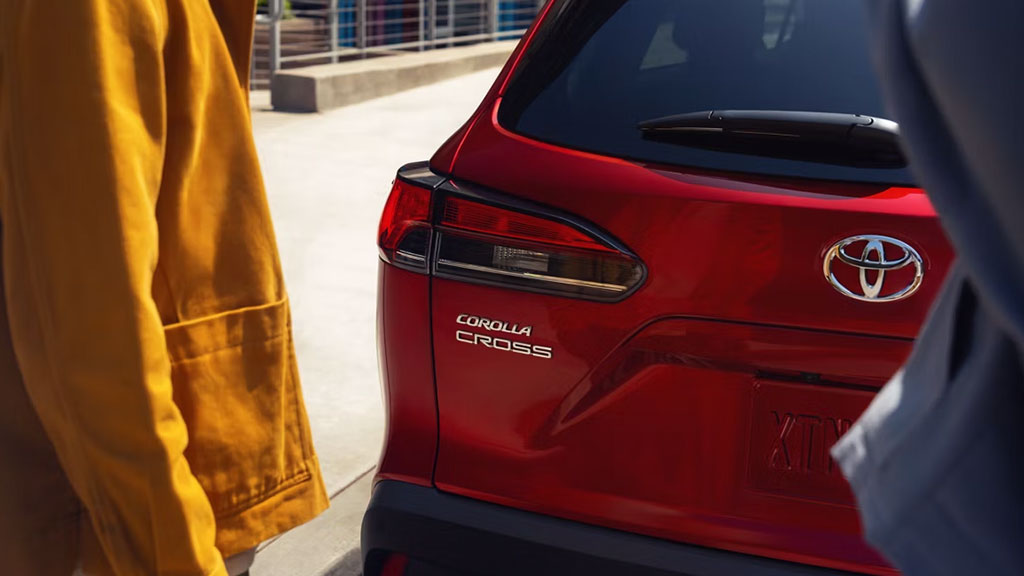 Corolla-Cross--exterior-3