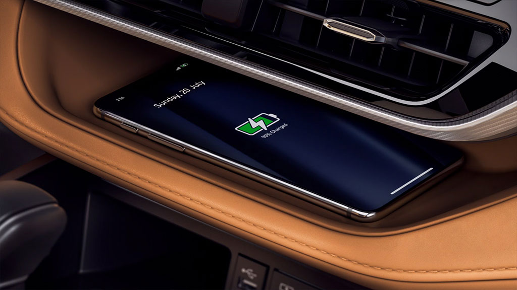 Highlander-Ineterior-03