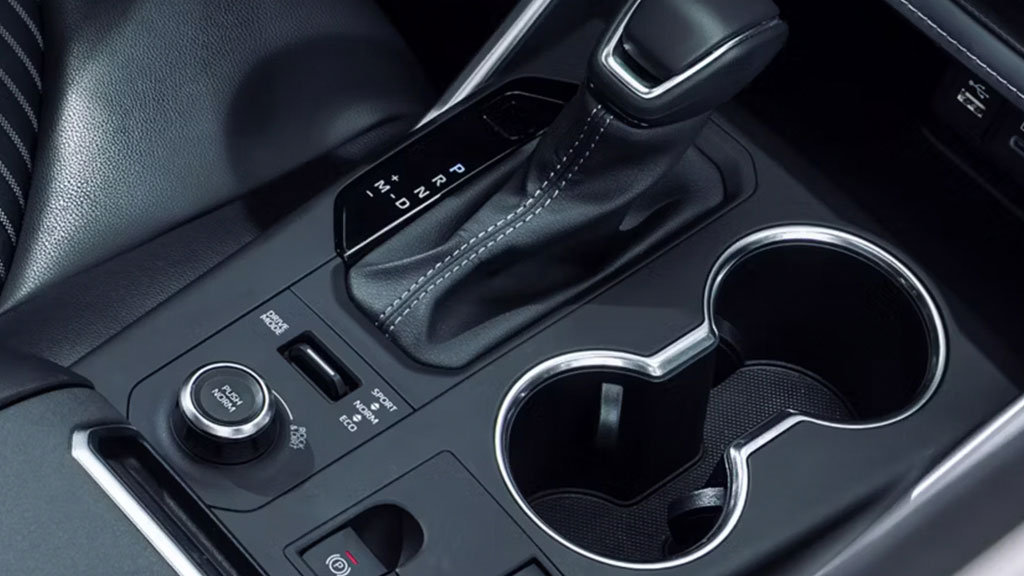 Highlander-Ineterior-04